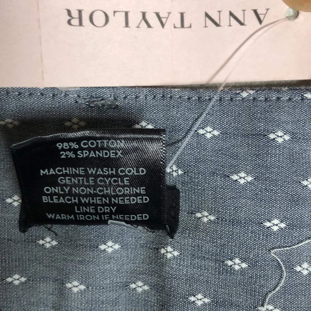Ann Taylor Women's Curvy Cropped Leg Trouser Pants Gray White Diamond Size 2P - Picture 12 of 14